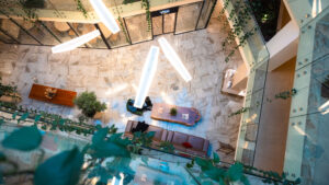 ark hotel 2-31